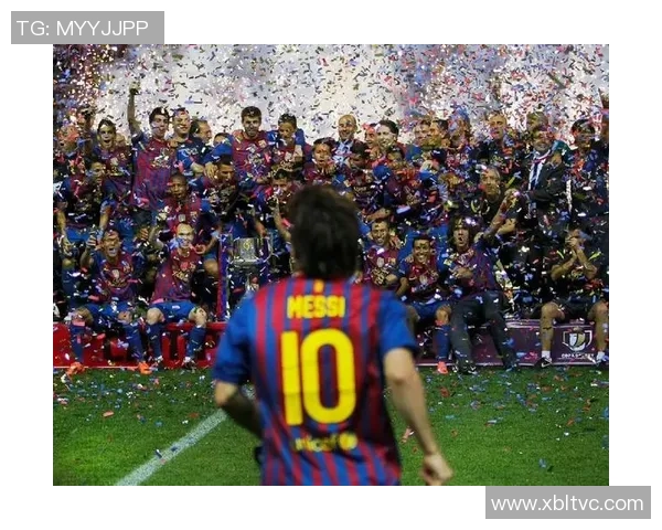 退役足球明星的告别时刻与未来展望的深情回顾