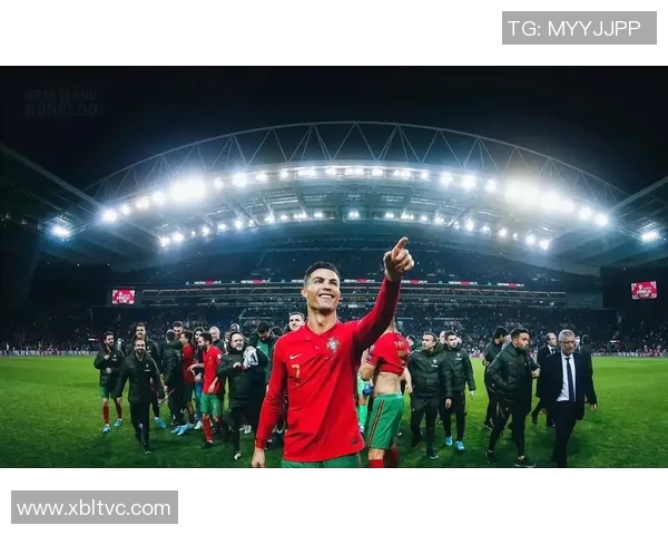 当前足球明星C罗的传奇之路与未来展望分析